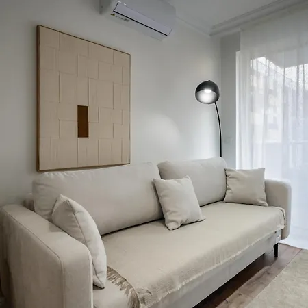 Apartment Rentplanet - Braniborska 74 *